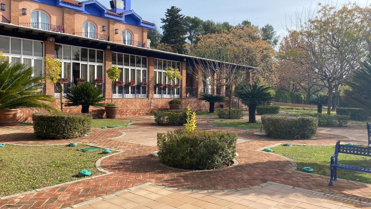 Hotel Fuente Las Piedras Cabra Eksteriør billede