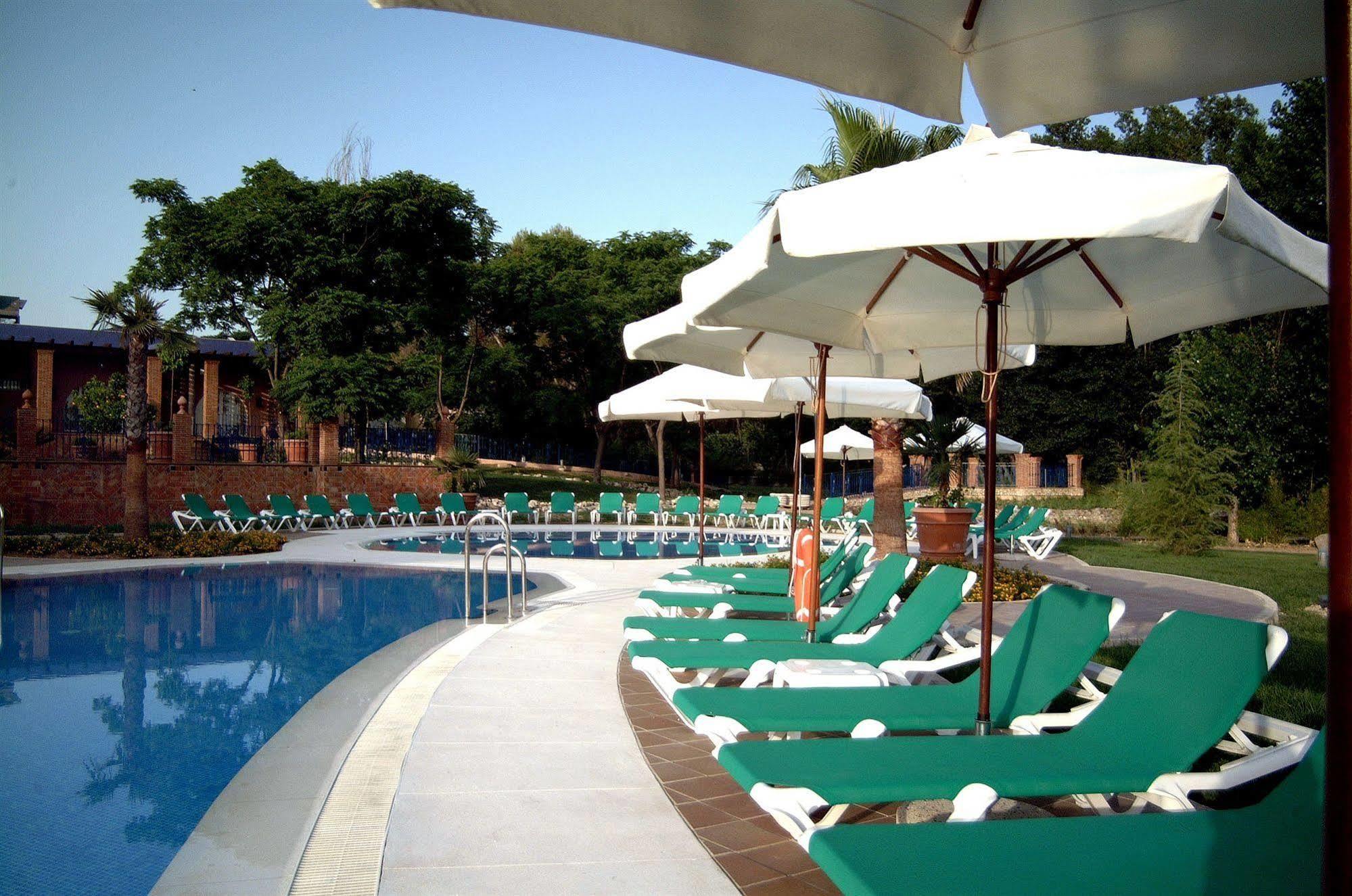 Hotel Fuente Las Piedras Cabra Eksteriør billede